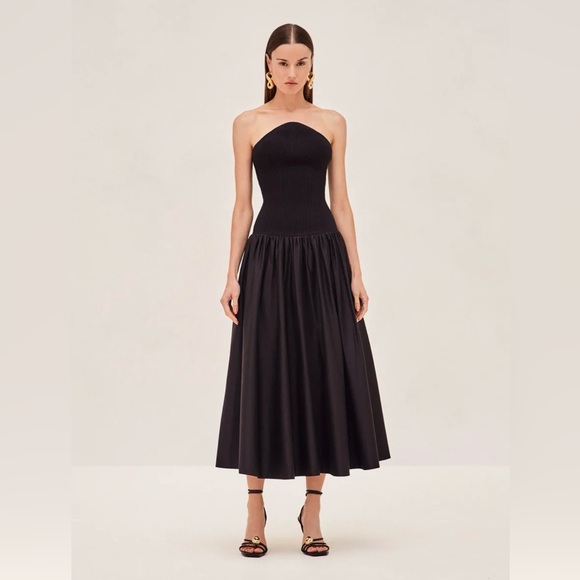 Alexis Dresses & Skirts - Alexis Strapless Black Midi Dress with Full Skirt